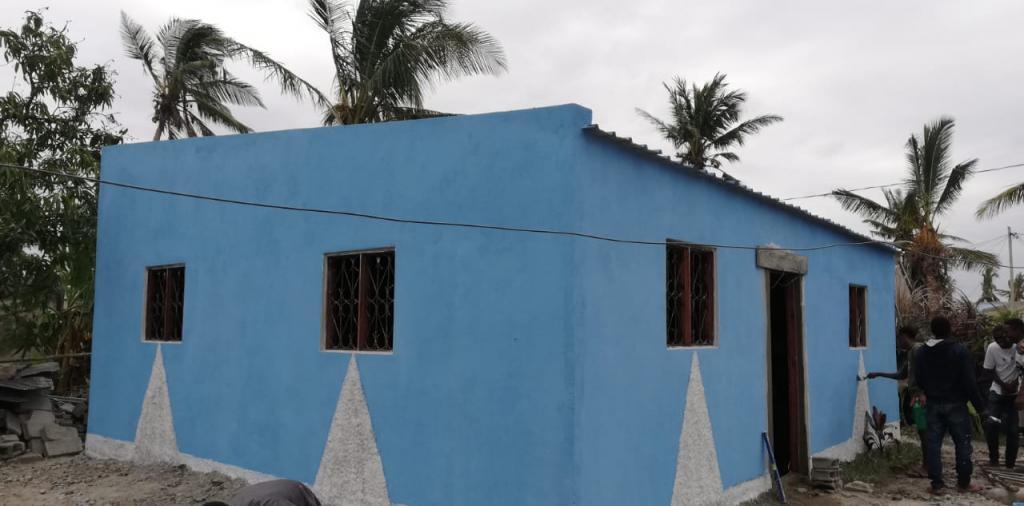 Novas casas de alvenaria para os idosos vítimas do ciclone Idai: e Beira volta à vida